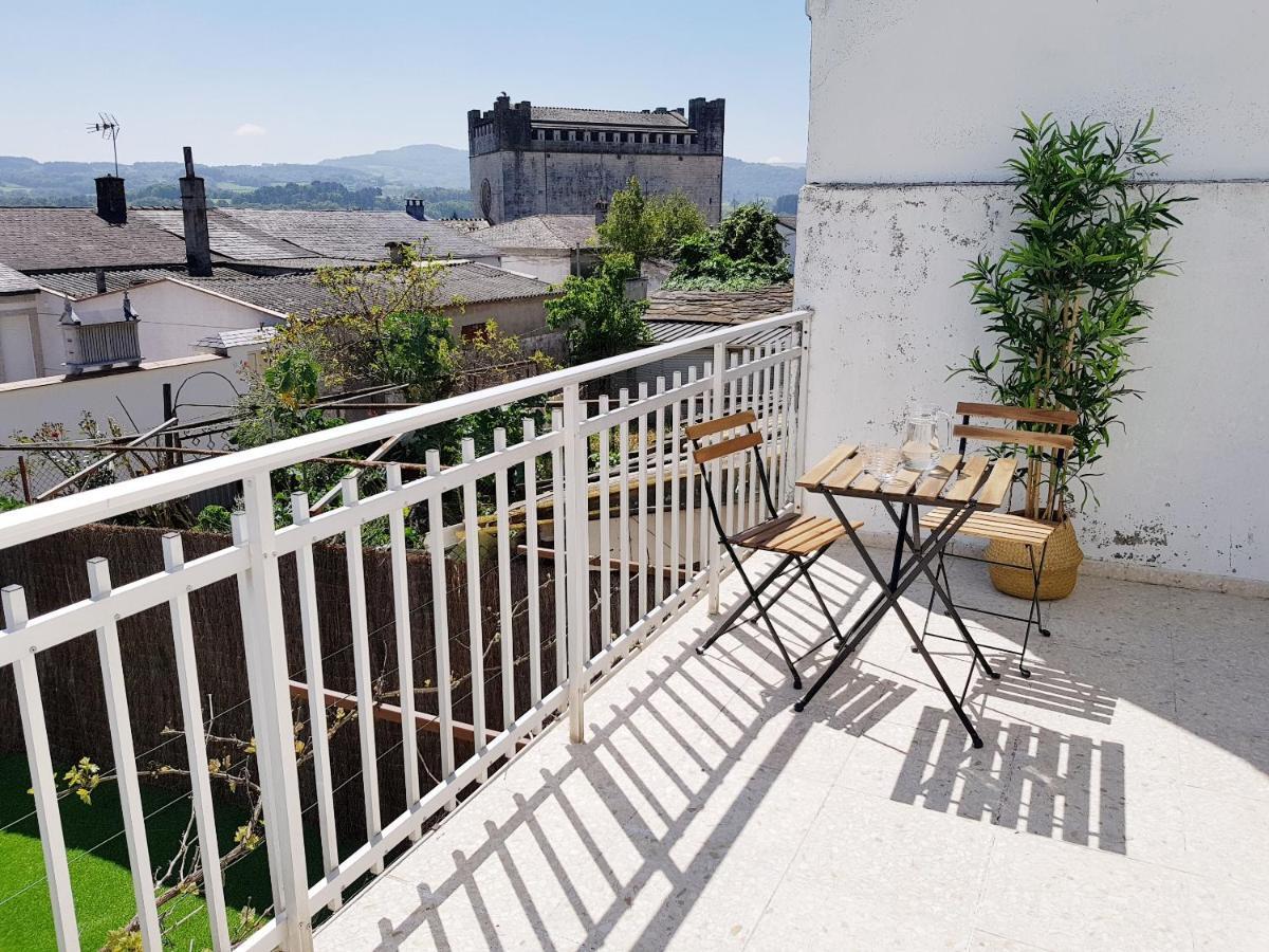 Casa Grande Do Costureiro-Para Grupos En Portomarin Con Terraza Y Vistas Exterior photo